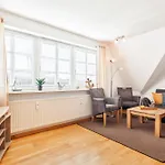 Suedstrandnest Og 4 아파트 *