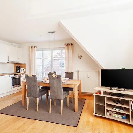 Suedstrandnest Og 4 *
