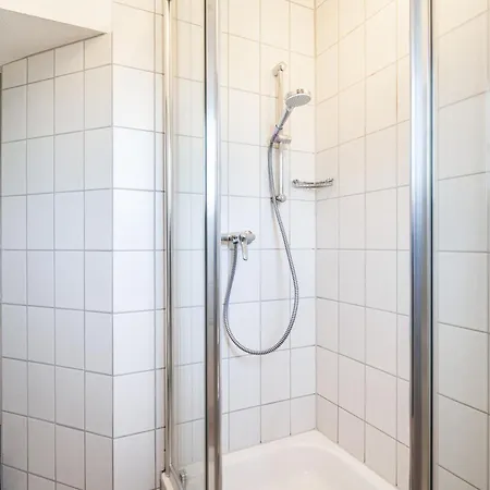 Suedstrandnest Og 4 *